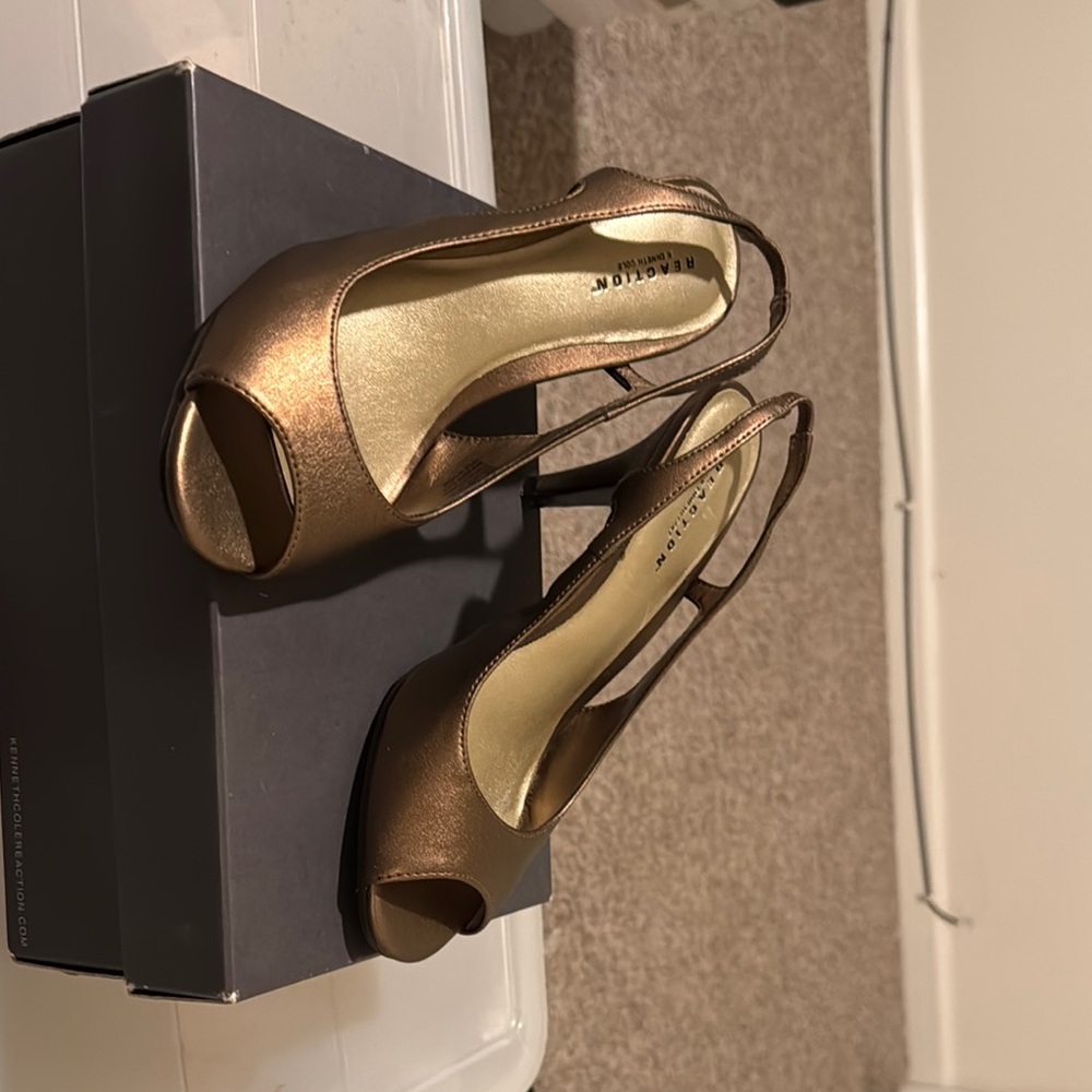 Michael Kors Bronze Peep Toe Heels